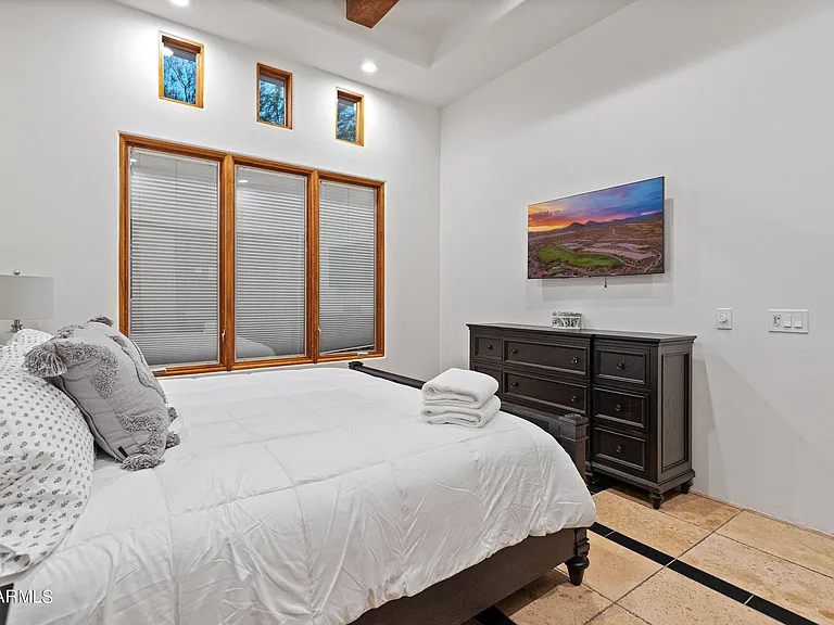 5529 W Pinnacle Hill Dr — Photo 52