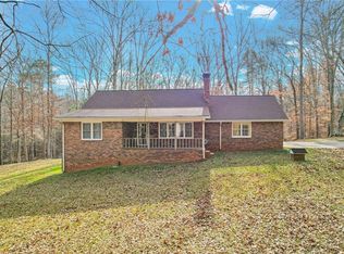 7 Jo Beth Dr, Newnan, GA 30263