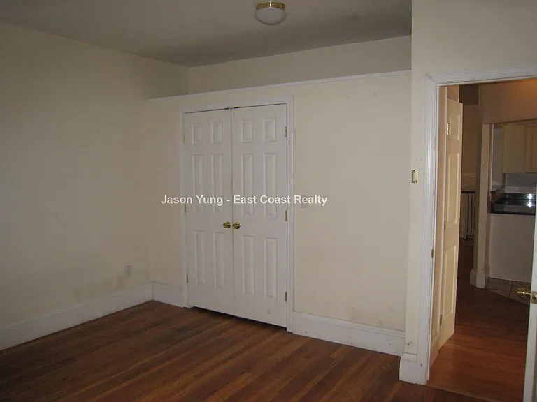 54 Egmont St #1 — Photo 24
