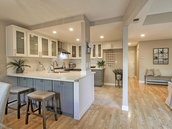 5th image of 182 Ada Avenue B