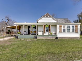 15357 Miller Rd, Saint Hedwig, TX 78152