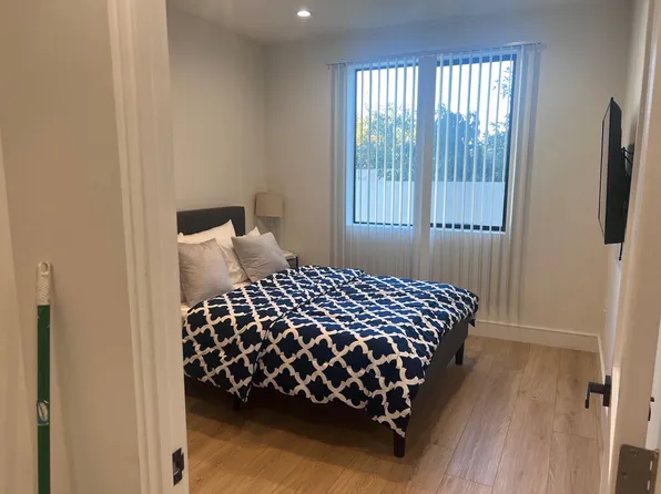 4663 1/4 Pickford St #1/4, Los Angeles, CA 90019