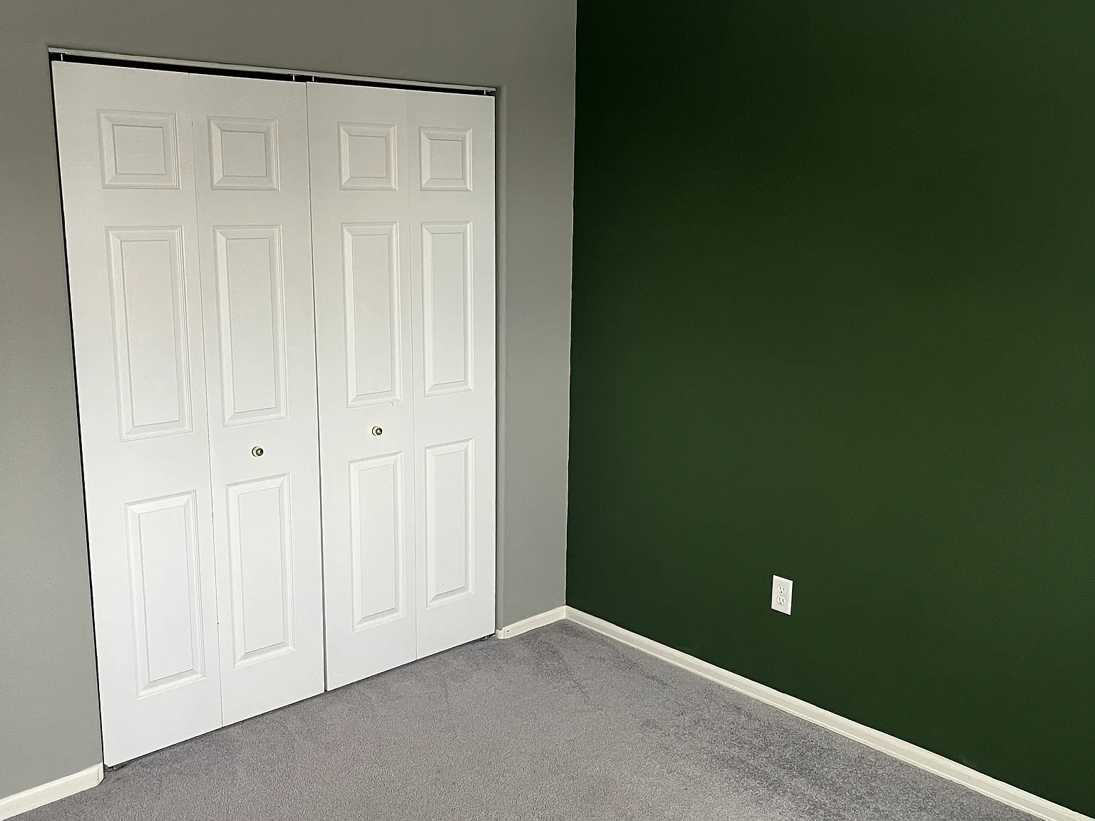 4 bed, 2541 sqft, $800 — Photo 2