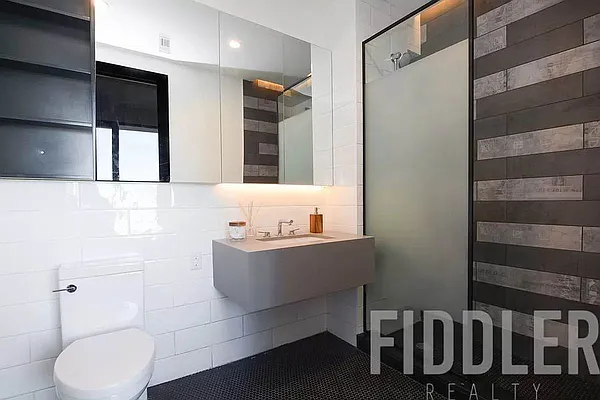 Rented by The KCI Group | media 53