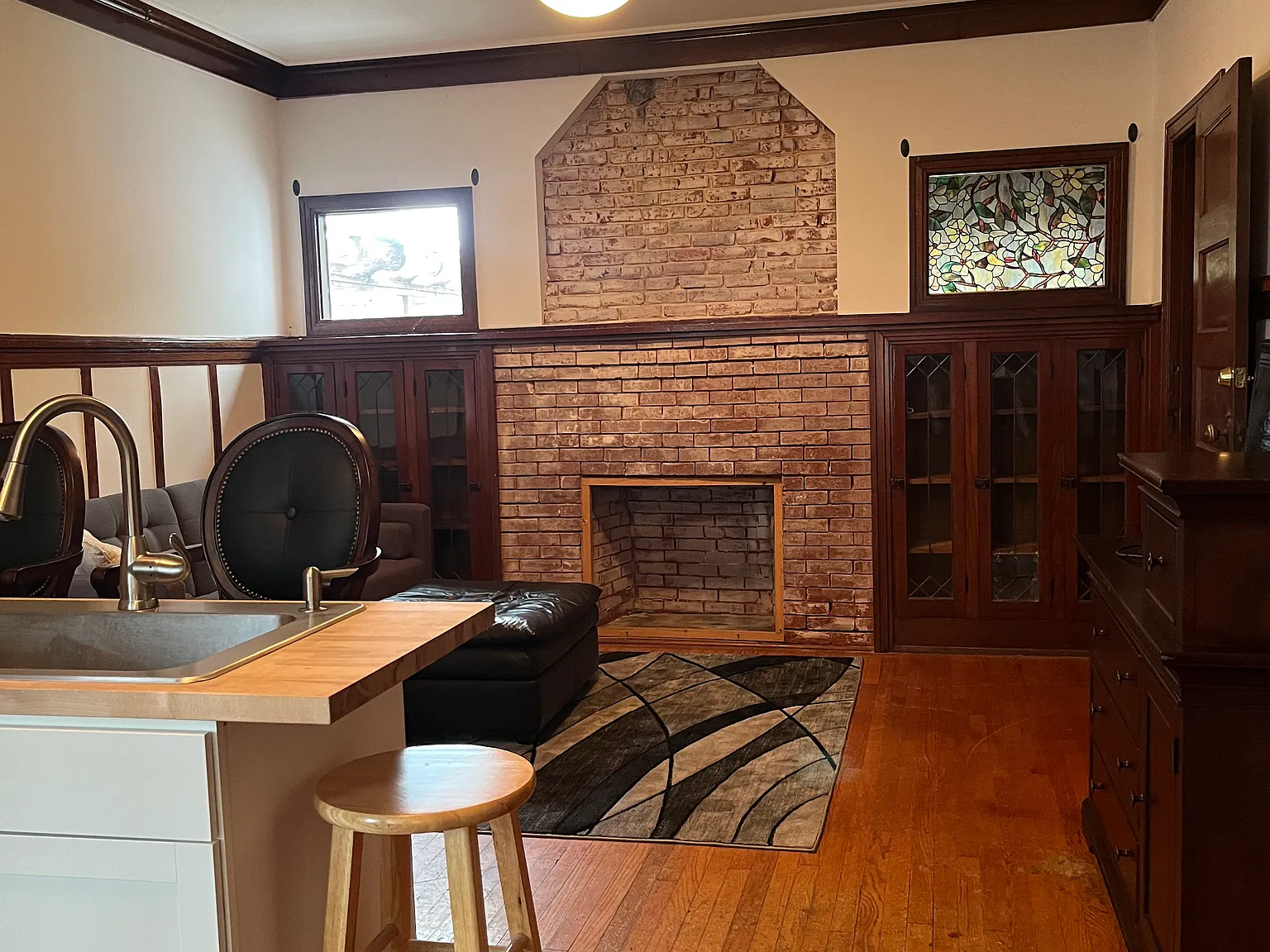 1 bed, 800 sqft, $2,000 — Photo 3