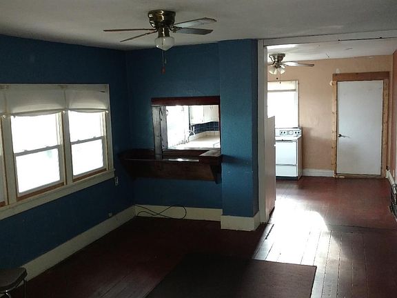 4th image of 217 N Nelson St