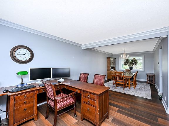 5th image of 3748 Royalton Rd