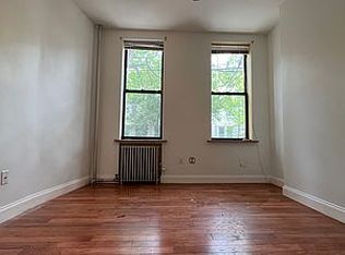 39 Sutton St APT 1L, Brooklyn, NY 11222