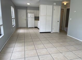 157 2nd Ave SW #A, Largo, FL 33770