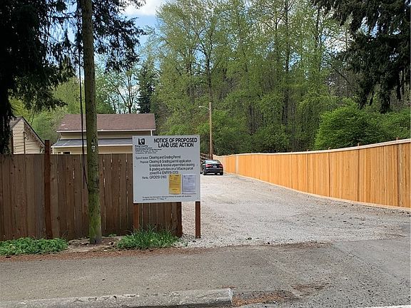 2nd image of 361 32nd Ave S