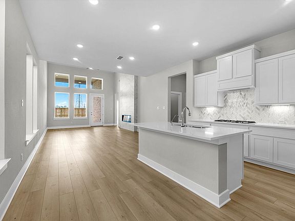 6th image of this home