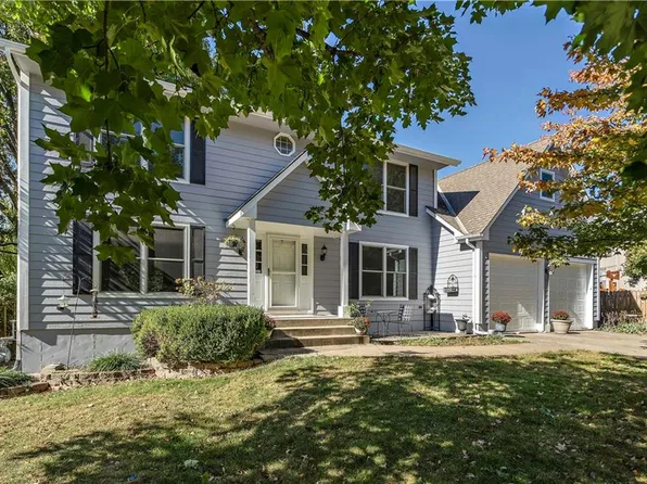 804 NE Mary Ct, Blue Springs, MO 64014