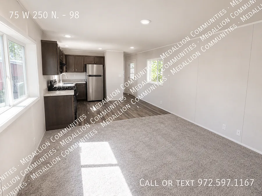 3 bed, 880 sqft, $62,500 — Photo 4