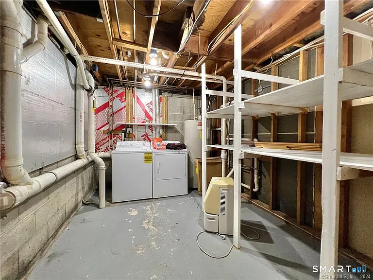 25 W Main St #8 — Photo 10
