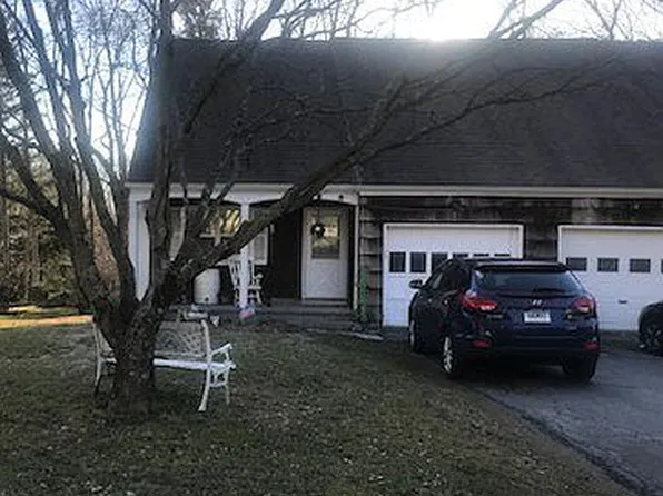 51 Juniper Rd, Bethel, CT 06801