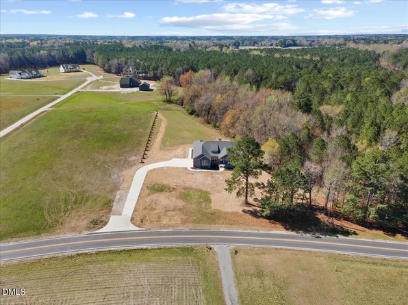 1027 Johnson Town Rd, Zebulon, NC 27597