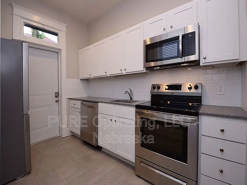 Midtown, Downtown, Park Avenue, Field Club, Hanscom Park, — Photo 4