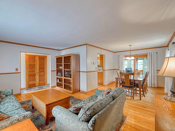 2nd image of 4 Irene Court