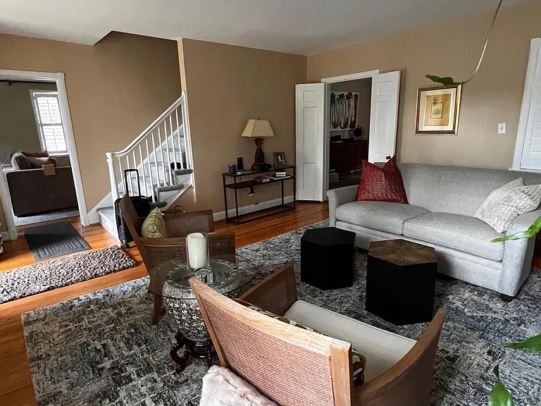4027 Deepwood Rd — Photo 3