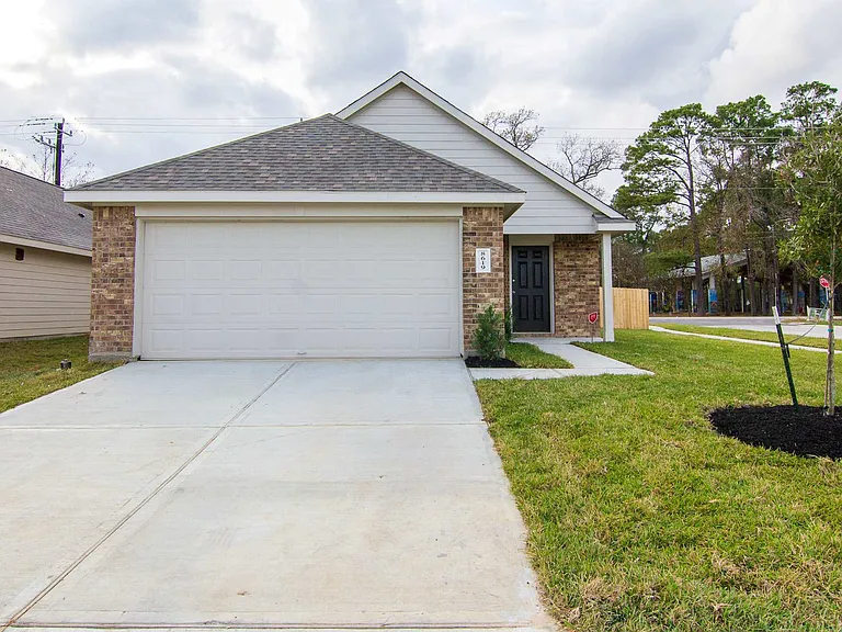 8619 Oak Grove Church St — Photo 1