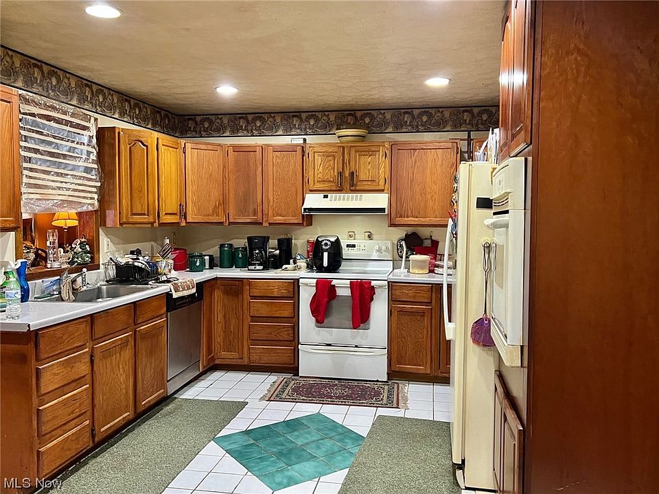 14349 Mayfield Rd, Huntsburg, OH 44046 Zillow