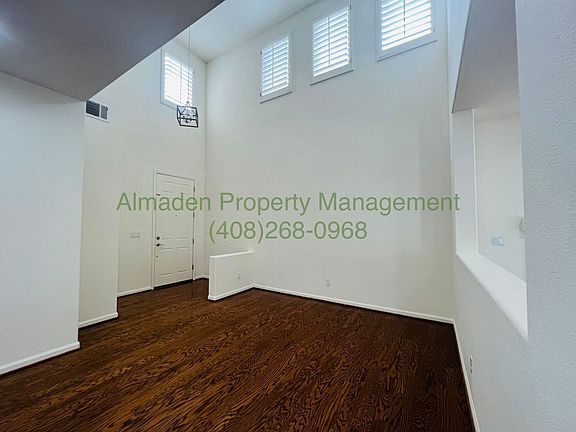 5th image of 5245 Manderston Dr