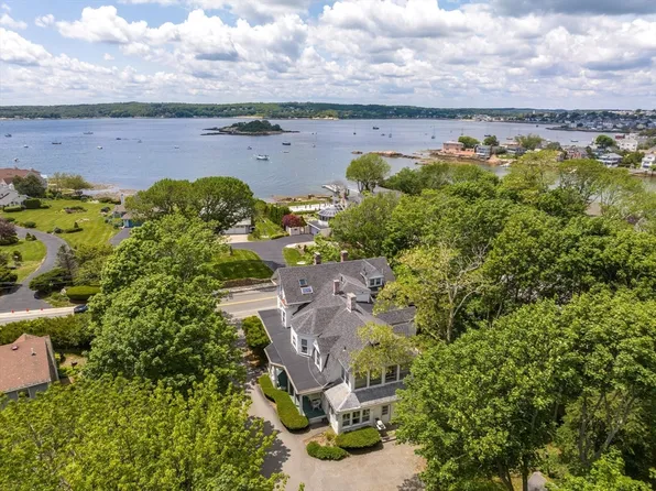 28 Eastern Point Rd, Gloucester, MA 01930