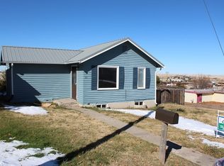 22 10th Ave SE, Cut Bank, MT 59427