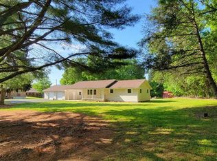 890 English Mountain Rd, Cosby, TN 37722