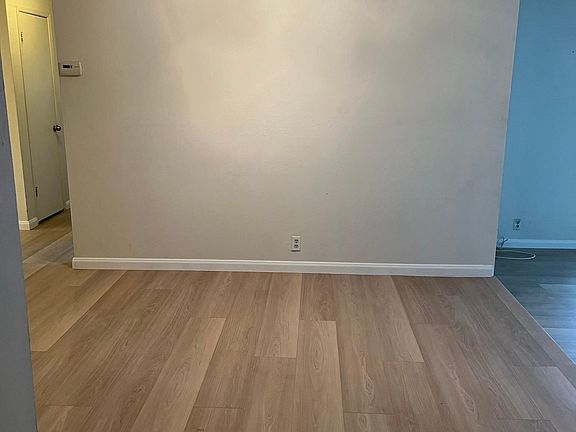3rd image of 473 Tuscarora Dr