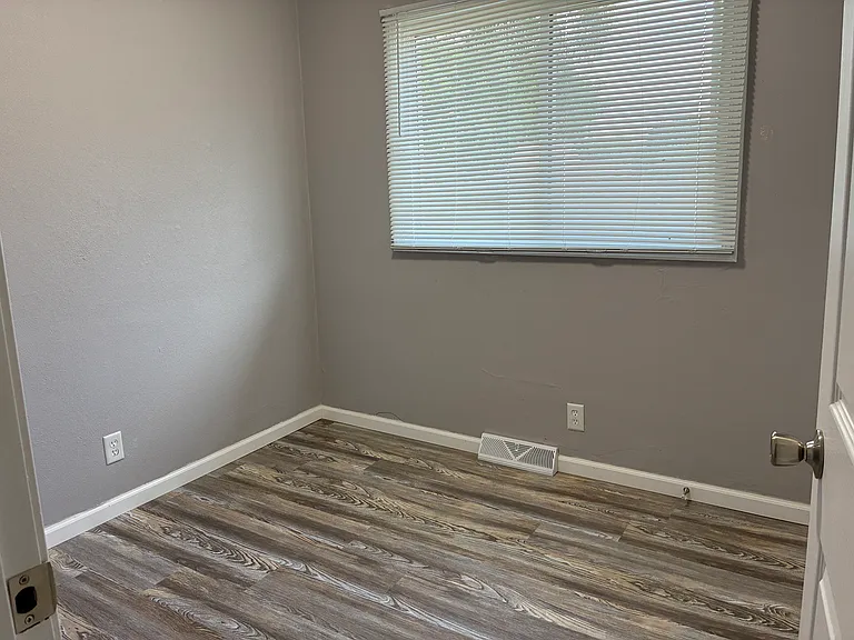 9612 Plymouth Pl — Photo 9