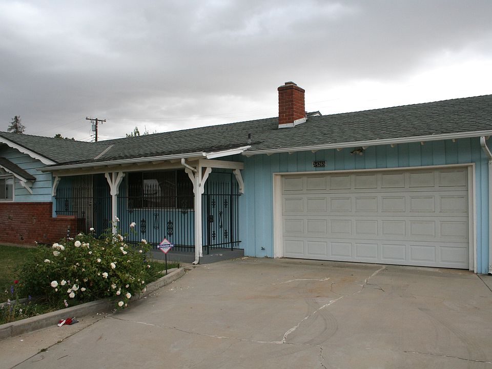 1st image of 34265 Rosemont Dr