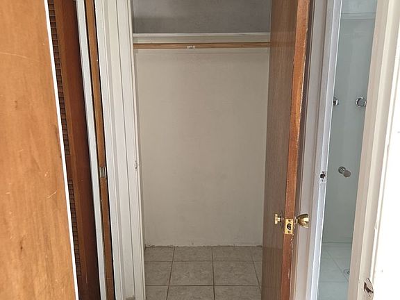 2nd image of 769 Modesto Ave Unit 3