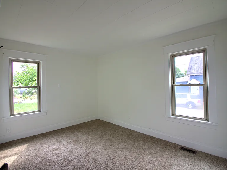 17 Olcott Pl #1 — Photo 9