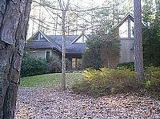 8837 Woodyhill Rd, Raleigh, NC 27613