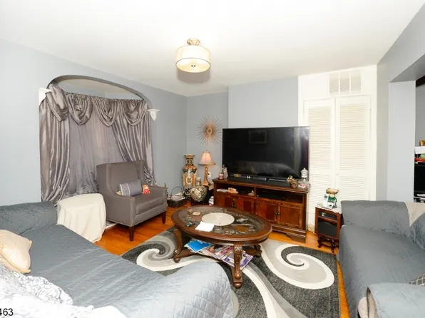 38 Girard Ave, East Orange City, NJ 07017