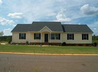 166 Brittany Ct, Chatsworth, GA 30705