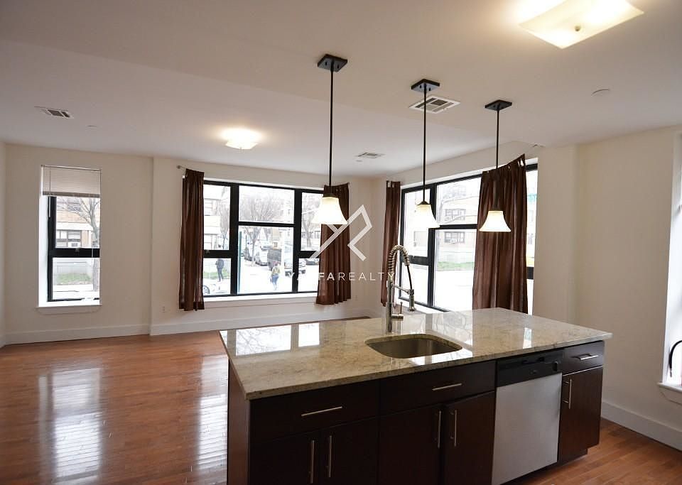 1st image of 180 Scholes St APT 1E
