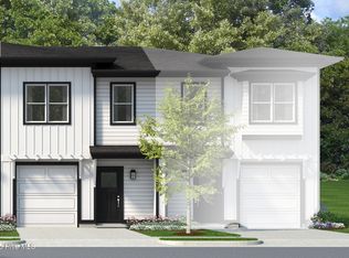 730 S Bennett St #242, Southern Pines, NC 28387
