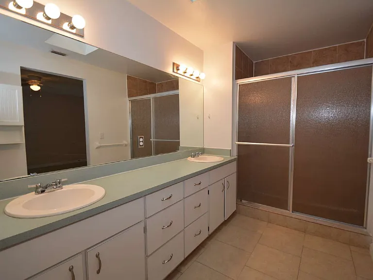 90 Sleepy Hollow Trl — Photo 16