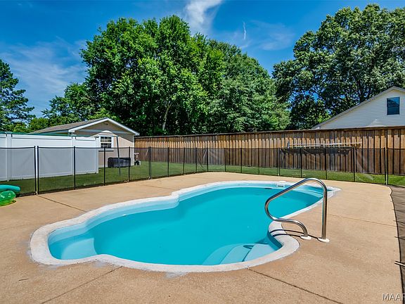 2nd image of 10921 Ranchette Blvd