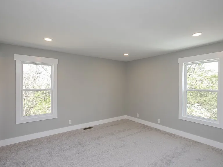 1608 Autumn Ridge Dr — Photo 17