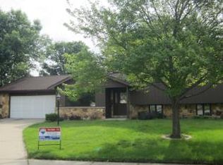 2888 Monroe Dr, Ames, IA 50010