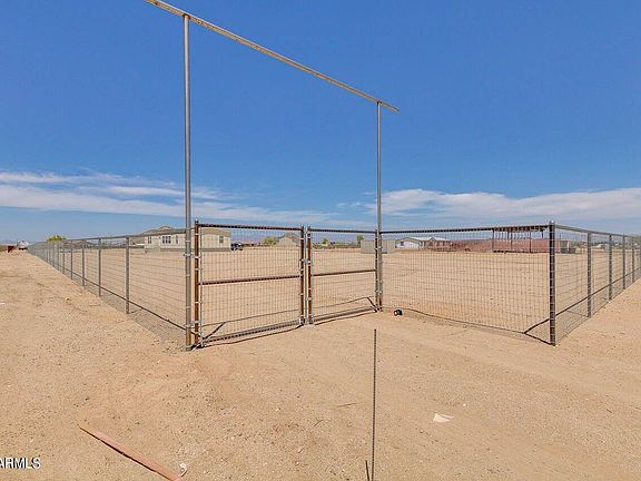 3rd image of 30007 N Casmark Ln