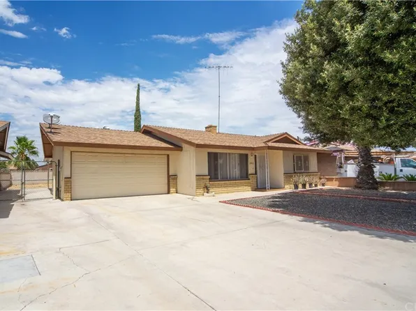 2902 Rafferty Rd, Hemet, CA 92545
