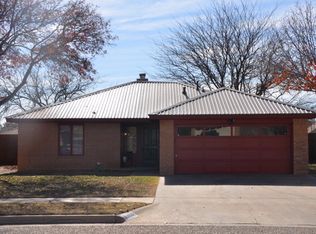 2223 85th St, Lubbock, TX 79423