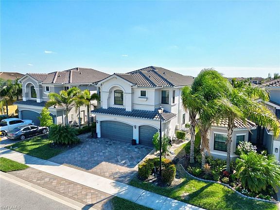 3rd image of 4478 Kensington Cir