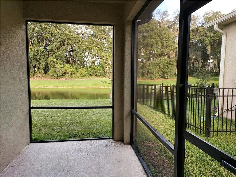 4923 Rolling Green Dr — Photo 27