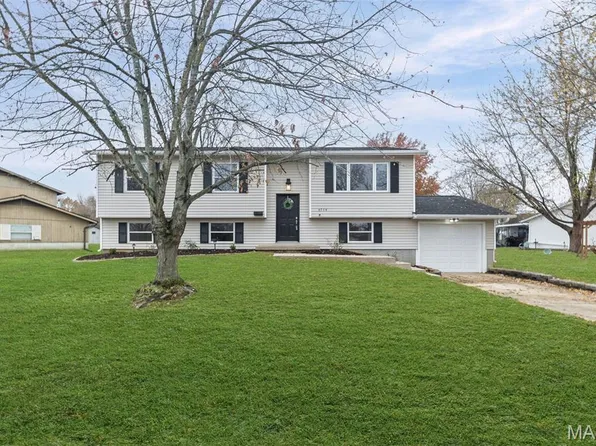 4714 Snow White Ter, Alton, IL 62002