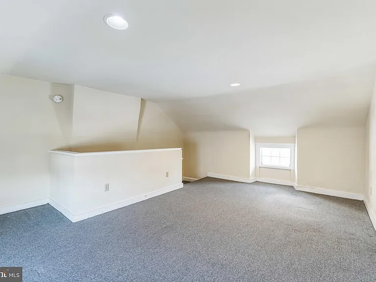 4543 Baker St — Photo 21